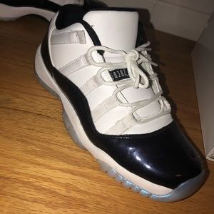 Jordan 11s